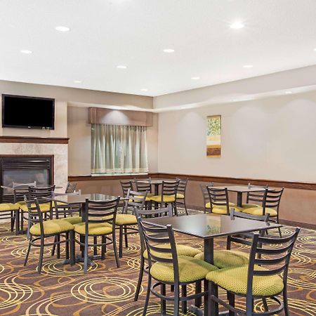 Days Inn By Wyndham Brewerton/ Syracuse Near Oneida Lake Екстер'єр фото