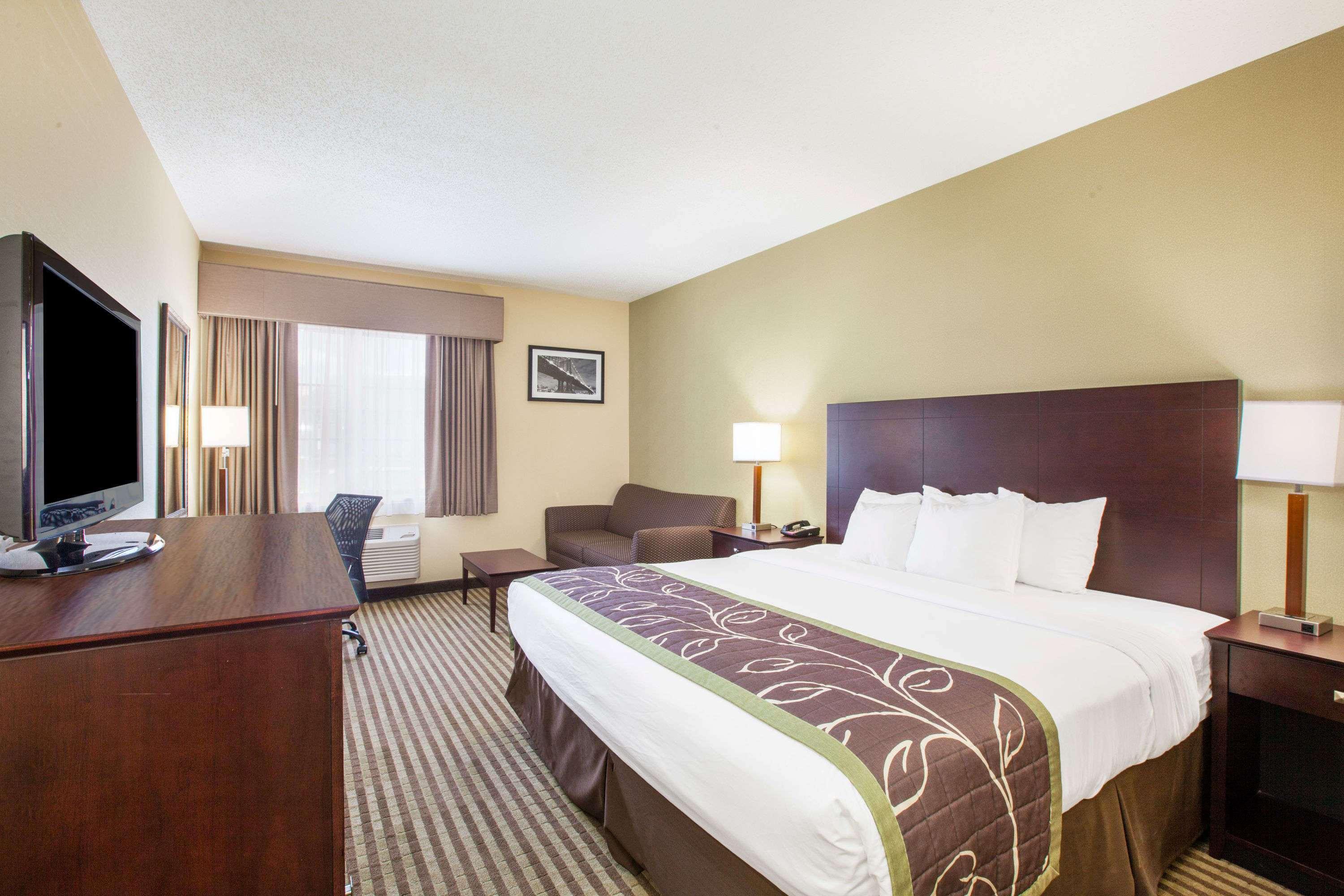 Days Inn By Wyndham Brewerton/ Syracuse Near Oneida Lake Екстер'єр фото
