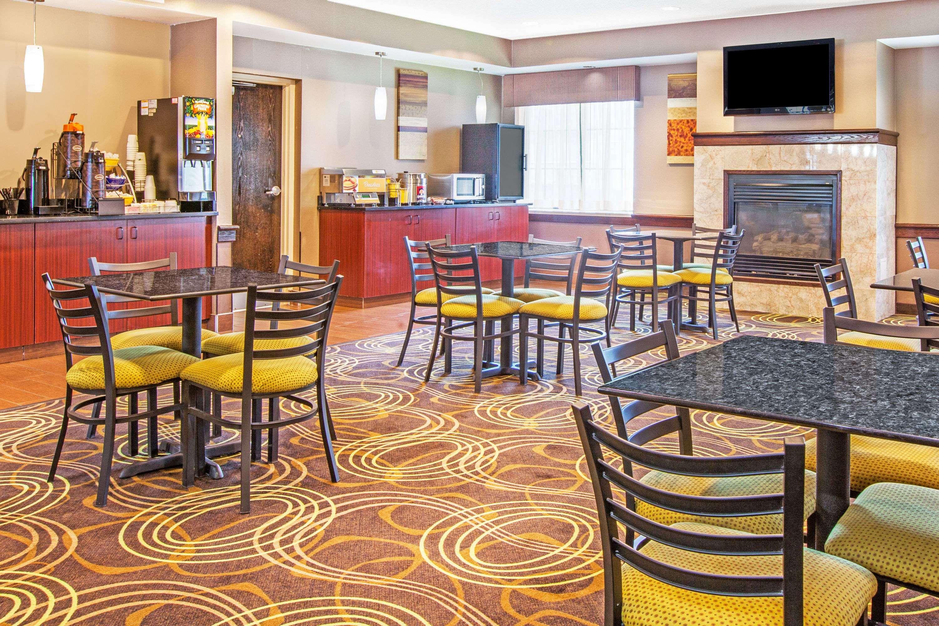 Days Inn By Wyndham Brewerton/ Syracuse Near Oneida Lake Екстер'єр фото
