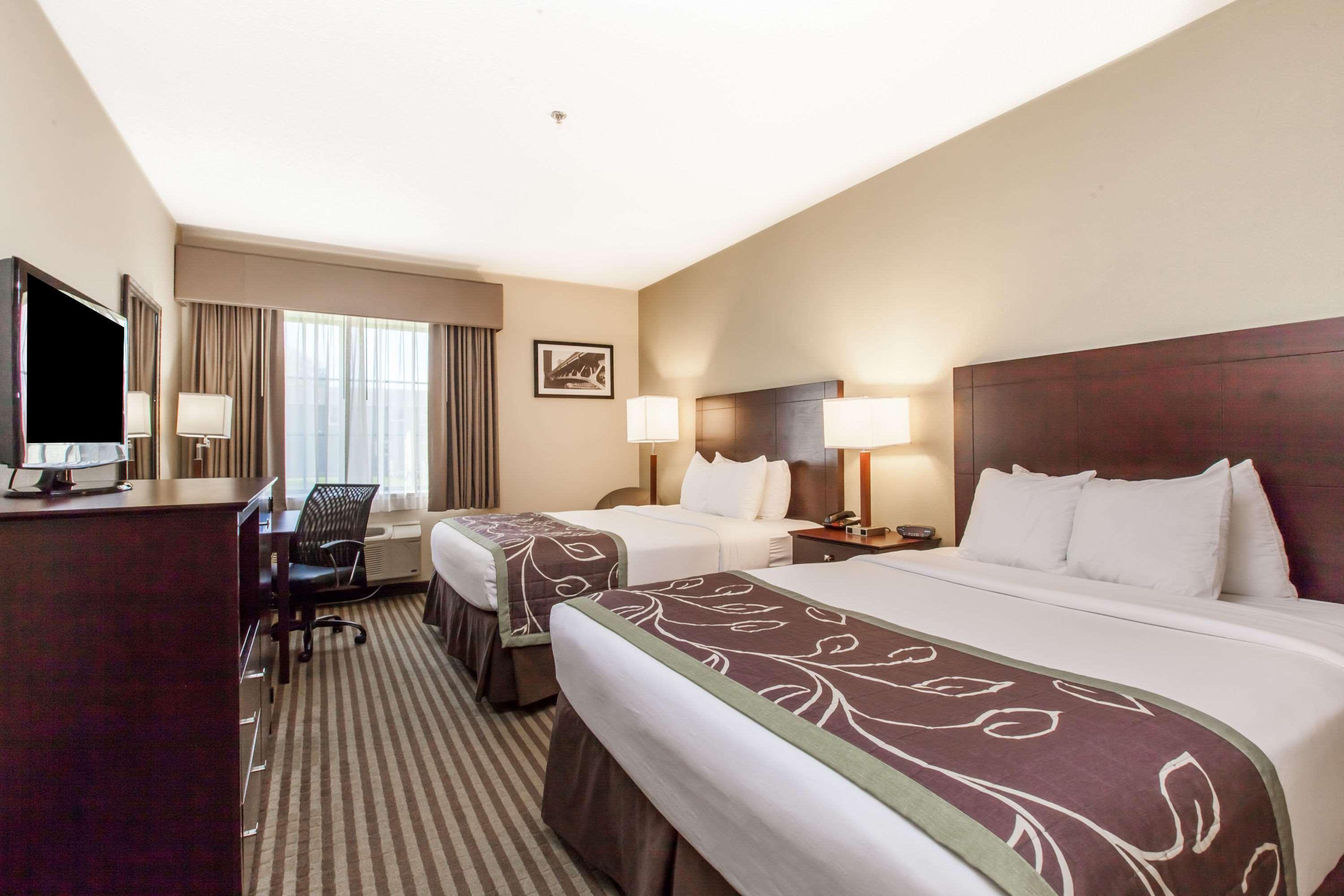 Days Inn By Wyndham Brewerton/ Syracuse Near Oneida Lake Екстер'єр фото